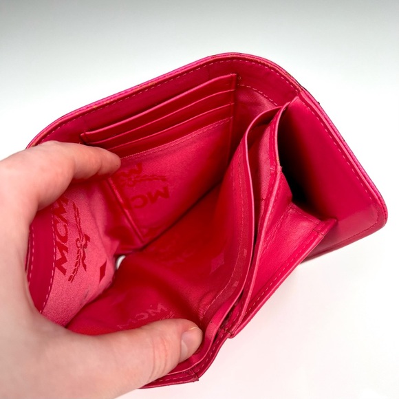 MCM Compact wallet - Picture 8 of 11